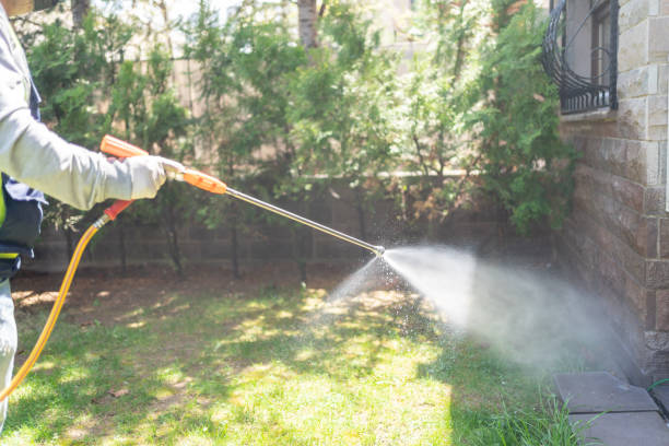 Best Cockroach Control Services  in Merriam Woods, MO